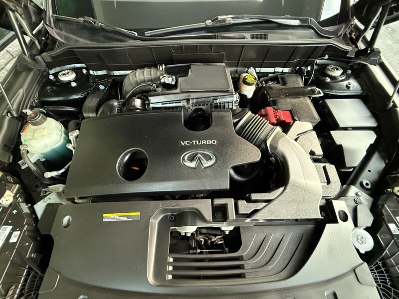 INFINITI QX50 Vehicle Full-screen Gallery Image 43