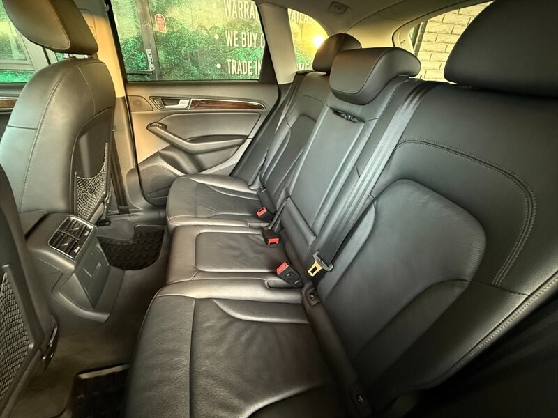 Audi Q5 Vehicle Full-screen Gallery Image 27