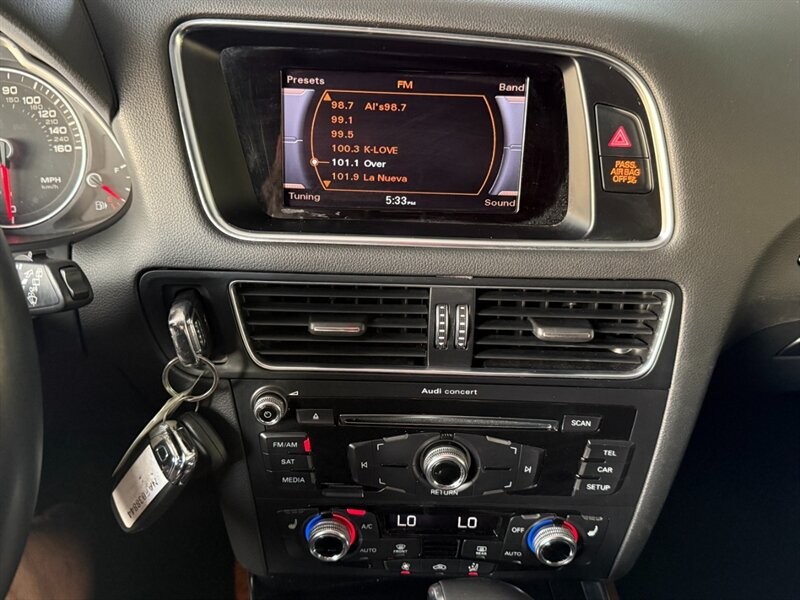 Audi Q5 Vehicle Full-screen Gallery Image 33