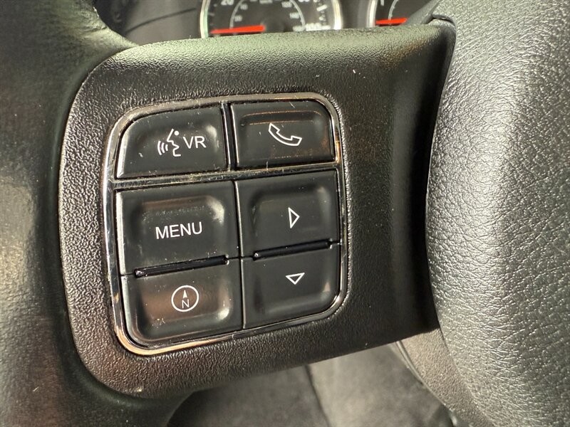 Jeep Wrangler Unlimited Vehicle Full-screen Gallery Image 21