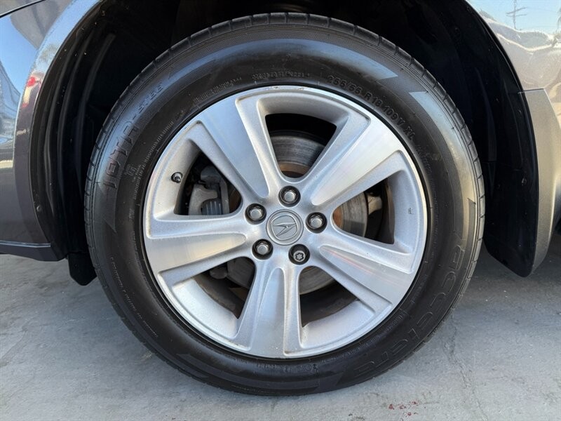 Acura MDX Vehicle Full-screen Gallery Image 44