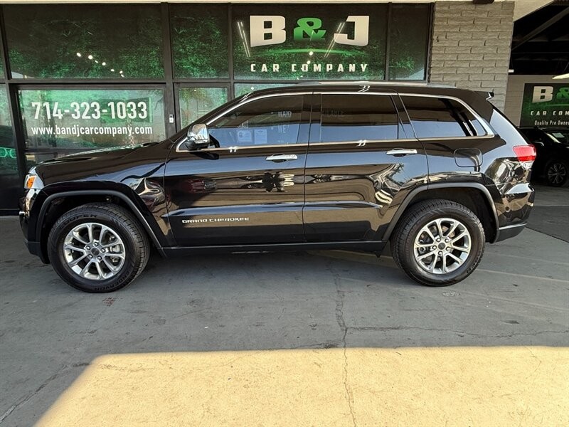 Jeep Grand Cherokee Vehicle Full-screen Gallery Image 04