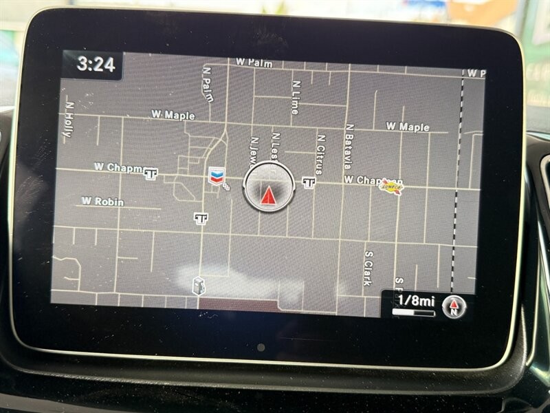 Mercedes-Benz GLE Vehicle Full-screen Gallery Image 31