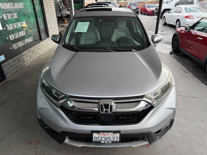 Honda CR-V Vehicle Full-screen Gallery Image 12