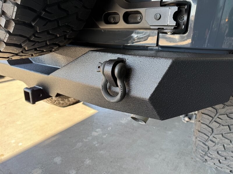 Jeep Wrangler Unlimited Vehicle Full-screen Gallery Image 26