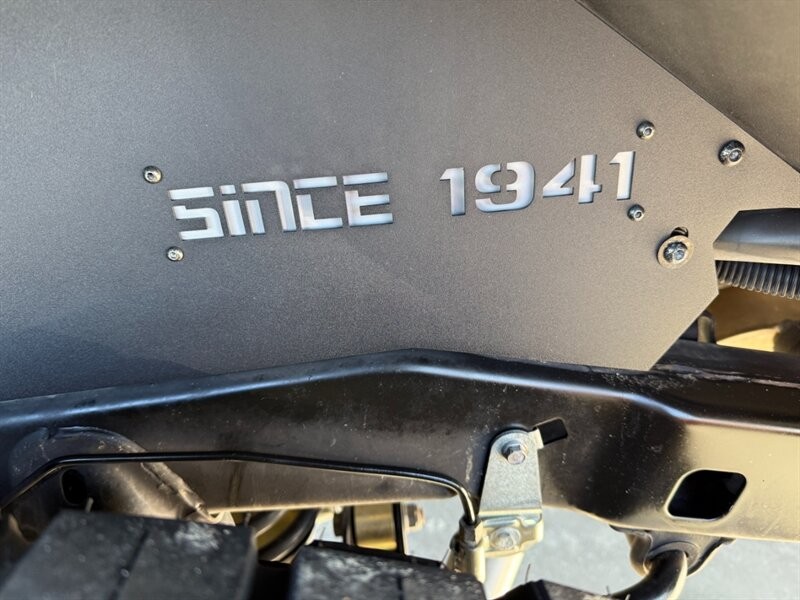 Jeep Wrangler Unlimited Vehicle Full-screen Gallery Image 30