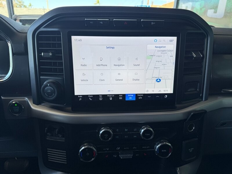 Ford F-150 Lightning Vehicle Full-screen Gallery Image 34