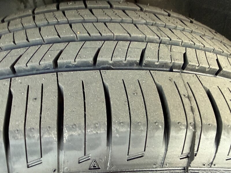 Subaru Crosstrek Vehicle Full-screen Gallery Image 41