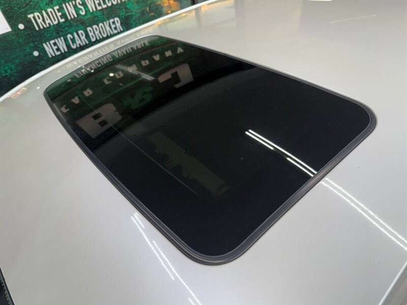 Chevrolet Malibu Vehicle Full-screen Gallery Image 15