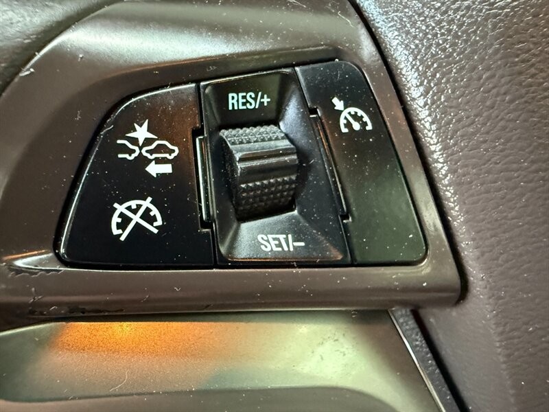 Chevrolet Malibu Vehicle Full-screen Gallery Image 20