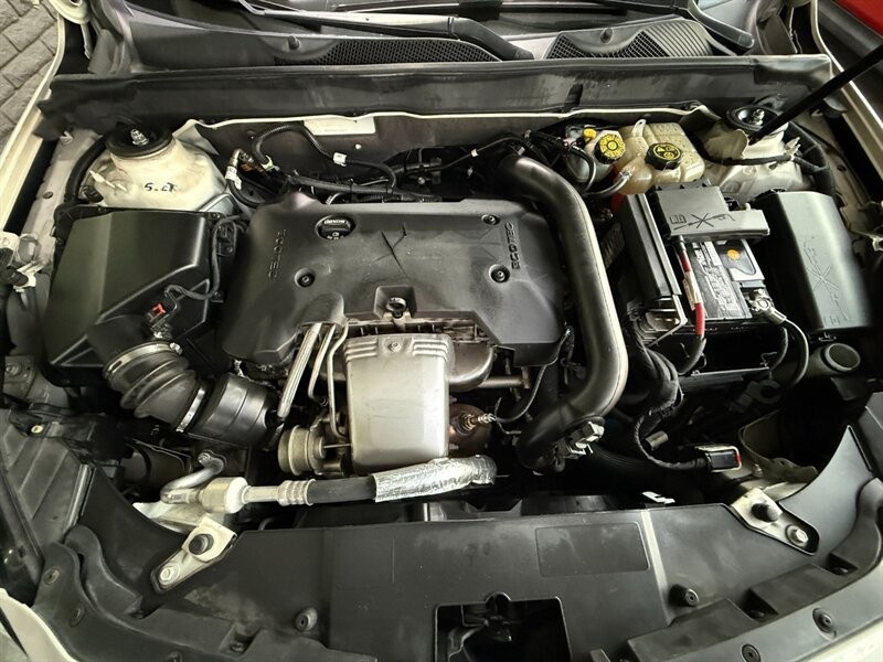 Chevrolet Malibu Vehicle Full-screen Gallery Image 37