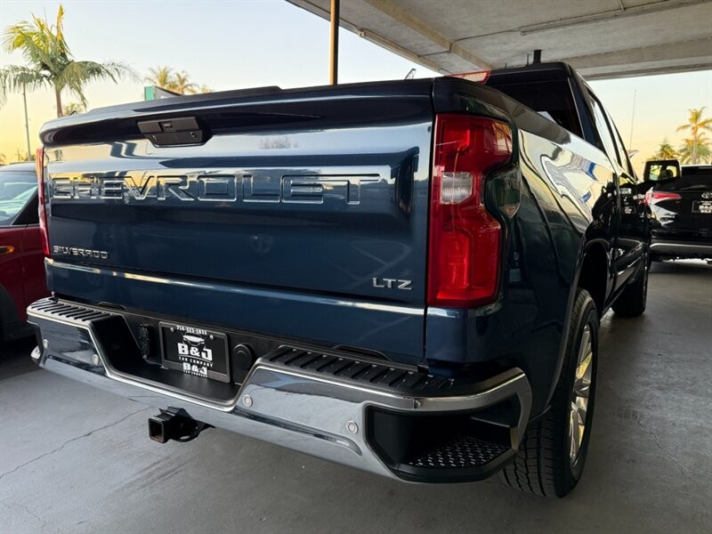 Chevrolet Silverado 1500 Vehicle Full-screen Gallery Image 10