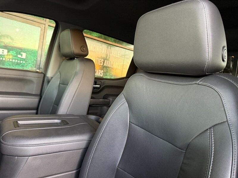 Chevrolet Silverado 1500 Vehicle Full-screen Gallery Image 18