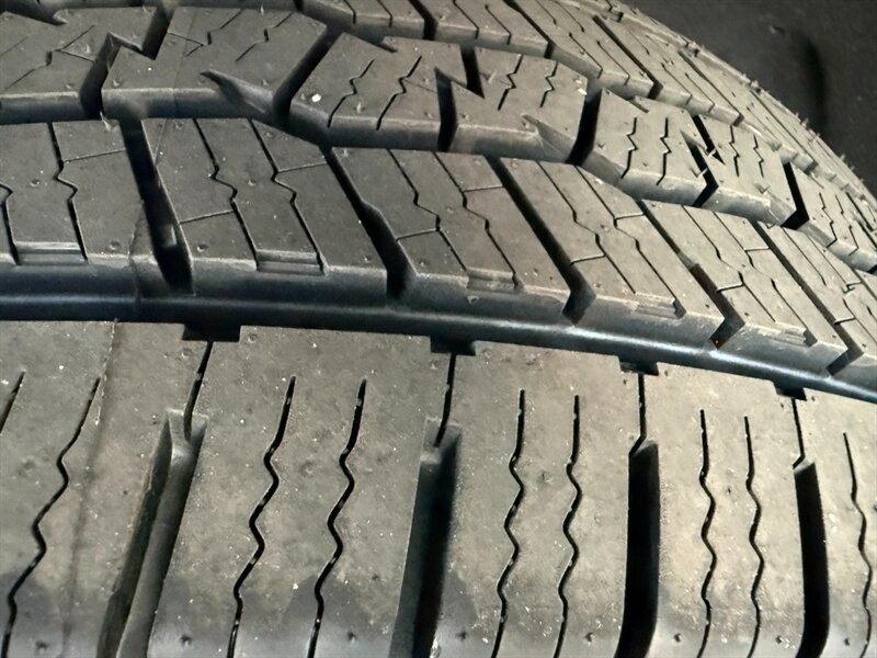 Chevrolet Silverado 1500 Vehicle Full-screen Gallery Image 42