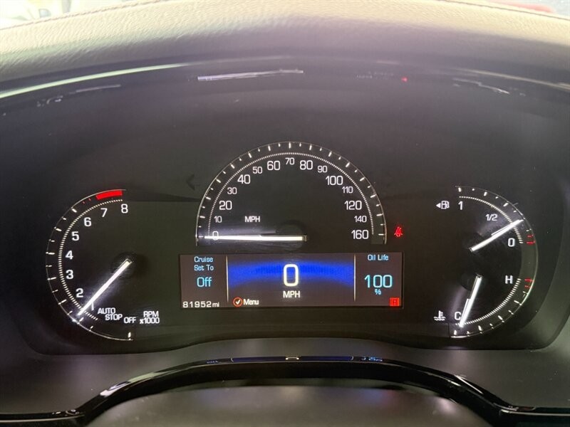 Cadillac XT5 Vehicle Full-screen Gallery Image 35