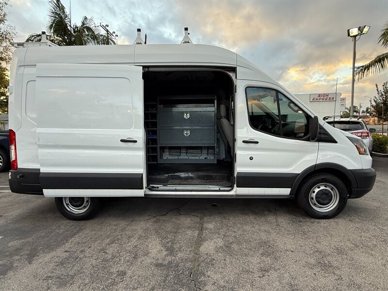 Ford Transit Cargo Van Vehicle Full-screen Gallery Image 12