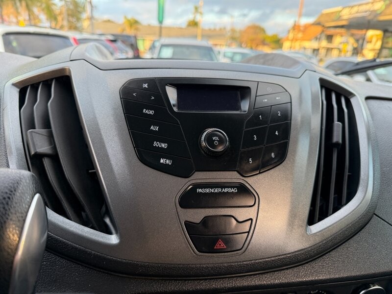 Ford Transit Cargo Van Vehicle Full-screen Gallery Image 19