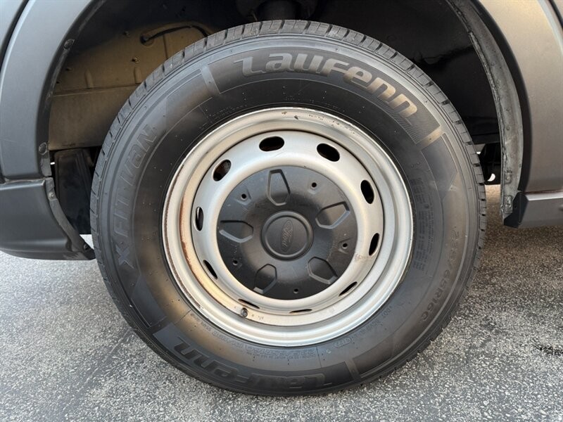 Ford Transit Cargo Van Vehicle Full-screen Gallery Image 27