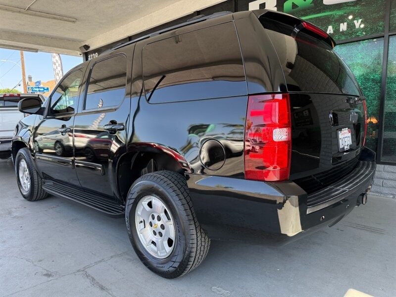 Chevrolet Tahoe Vehicle Full-screen Gallery Image 06