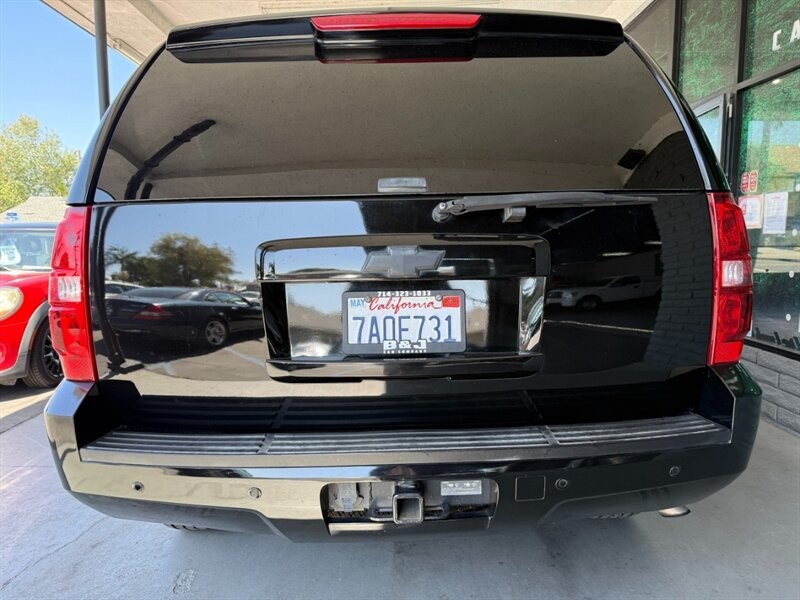 Chevrolet Tahoe Vehicle Full-screen Gallery Image 14