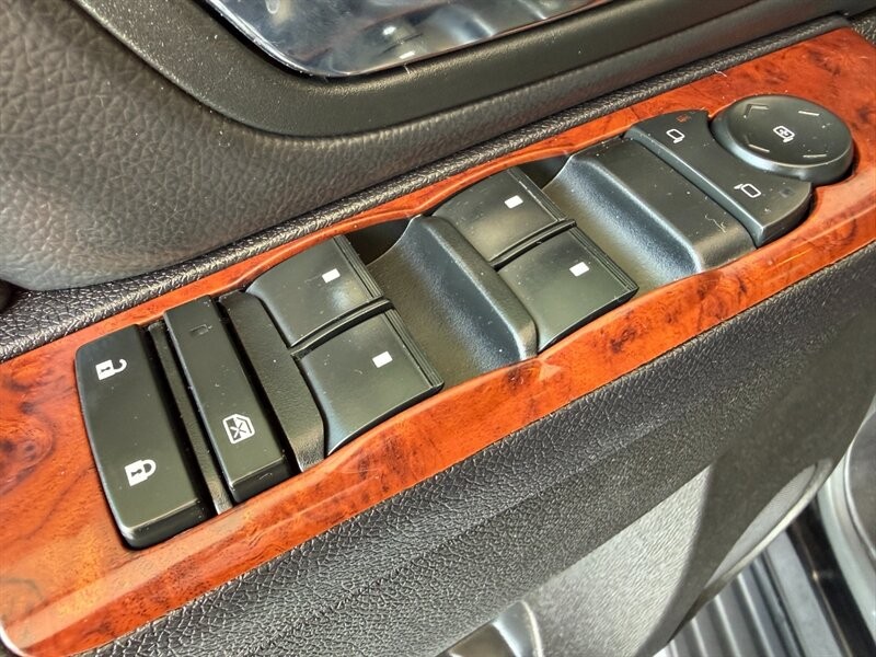 Chevrolet Tahoe Vehicle Full-screen Gallery Image 24