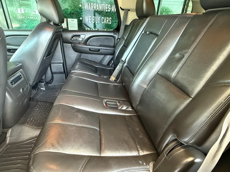 Chevrolet Tahoe Vehicle Full-screen Gallery Image 26