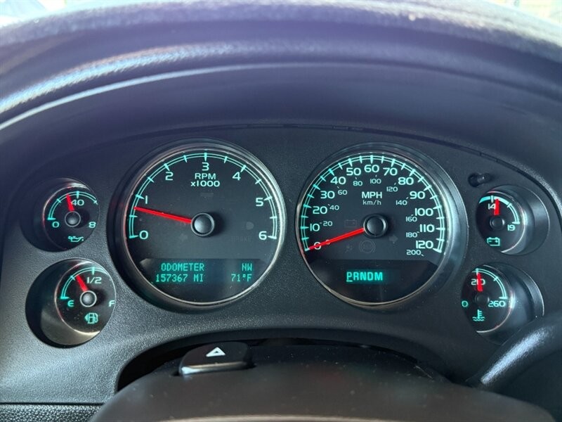 Chevrolet Tahoe Vehicle Full-screen Gallery Image 32