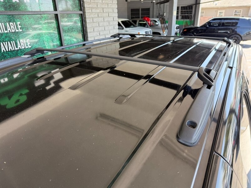 Chevrolet Tahoe Vehicle Full-screen Gallery Image 37