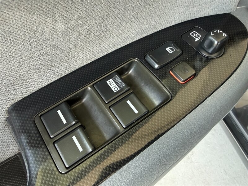 Honda Accord Sedan Vehicle Full-screen Gallery Image 23