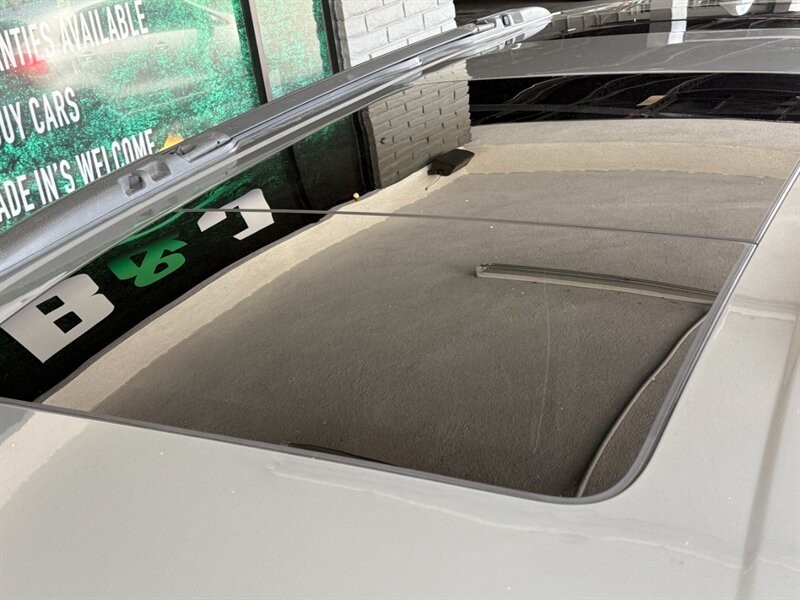 Chrysler Pacifica Vehicle Full-screen Gallery Image 38