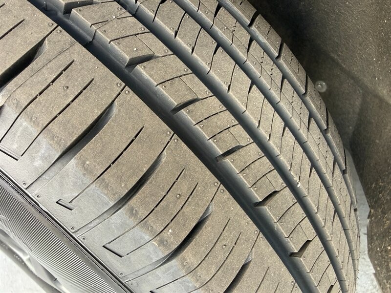 Chrysler Pacifica Vehicle Full-screen Gallery Image 44