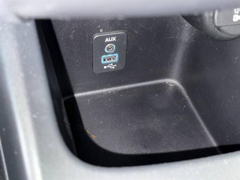 Dodge Journey Vehicle Full-screen Gallery Image 36