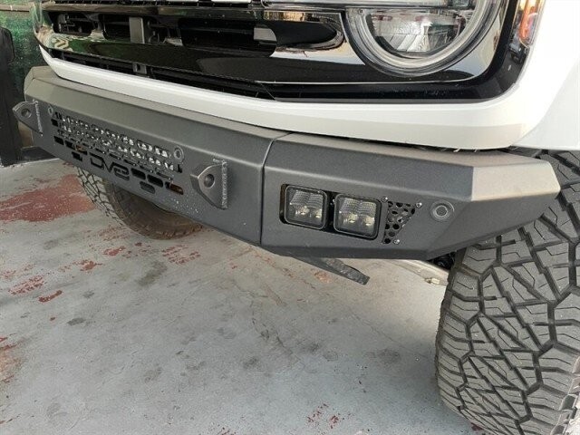 Ford Bronco Vehicle Full-screen Gallery Image 18