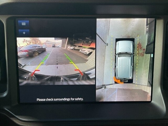 Ford Bronco Vehicle Full-screen Gallery Image 38