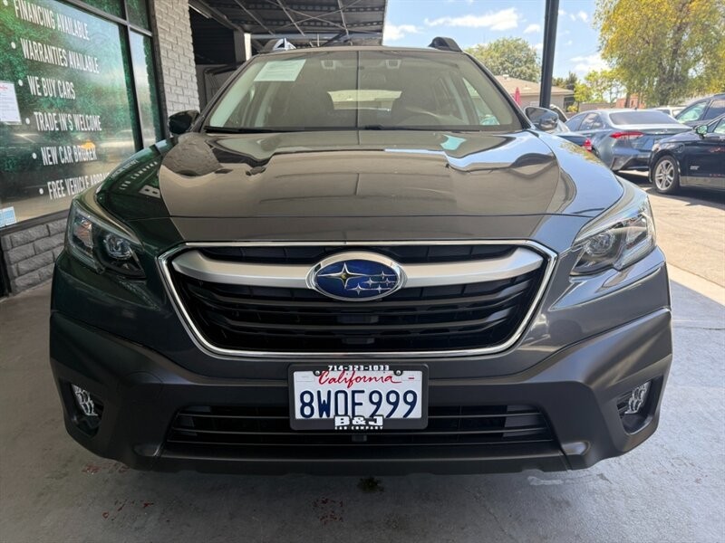 Subaru Outback Vehicle Full-screen Gallery Image 11