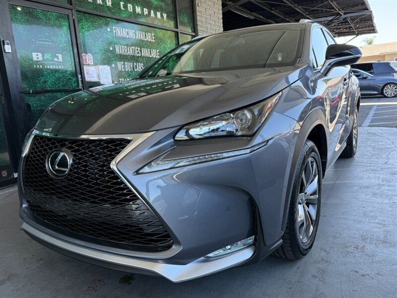 Lexus NX 200t Vehicle Full-screen Gallery Image 03