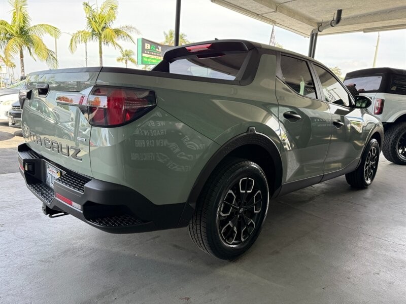 Hyundai Santa Cruz Vehicle Full-screen Gallery Image 09