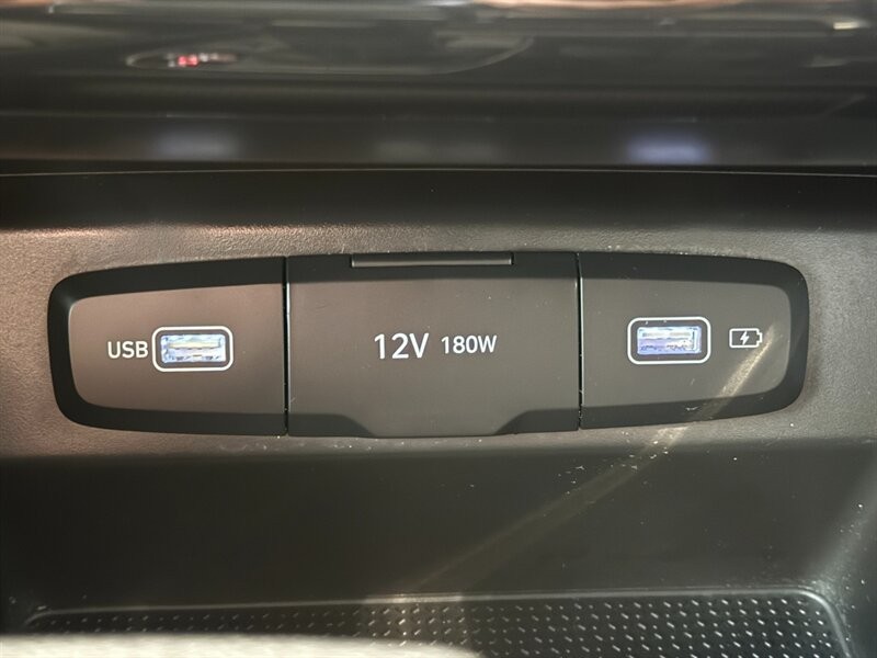 Hyundai Santa Cruz Vehicle Full-screen Gallery Image 30