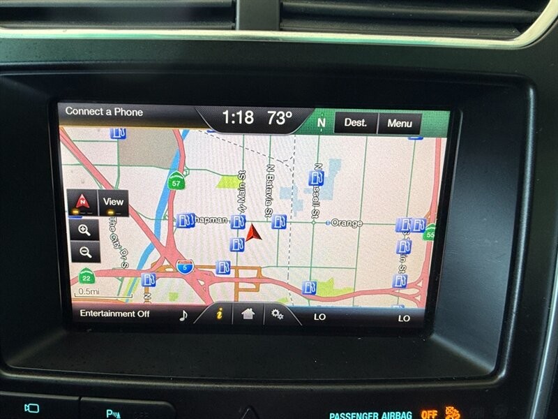 Ford Explorer Vehicle Full-screen Gallery Image 35