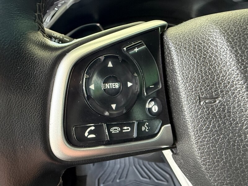 Honda Civic Sedan Vehicle Full-screen Gallery Image 19