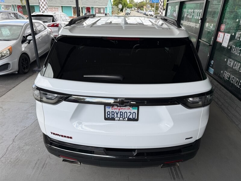 Chevrolet Traverse Vehicle Full-screen Gallery Image 15