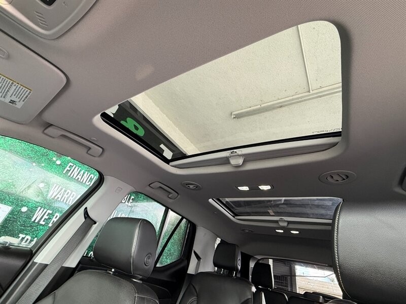 Chevrolet Traverse Vehicle Full-screen Gallery Image 17