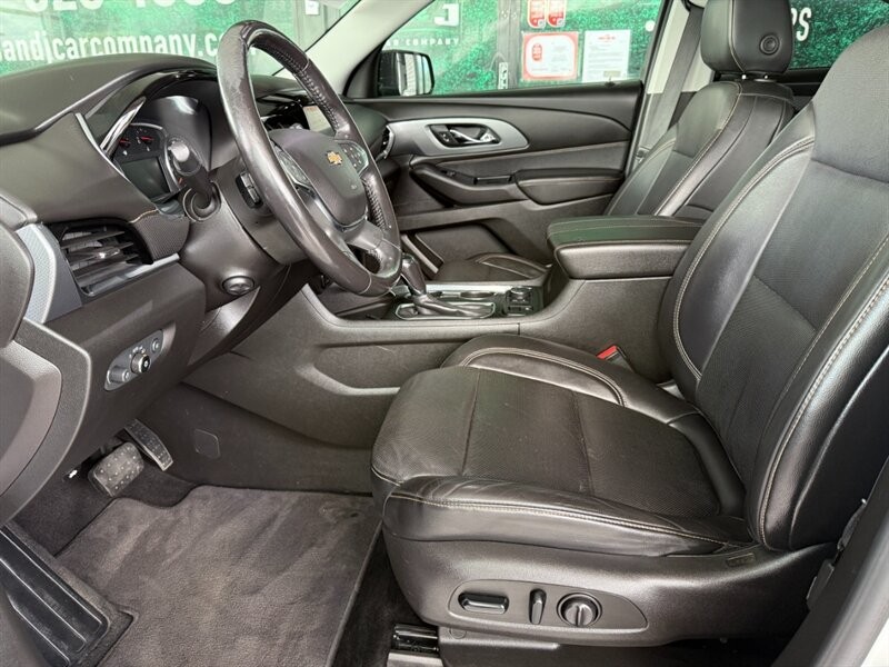 Chevrolet Traverse Vehicle Full-screen Gallery Image 19