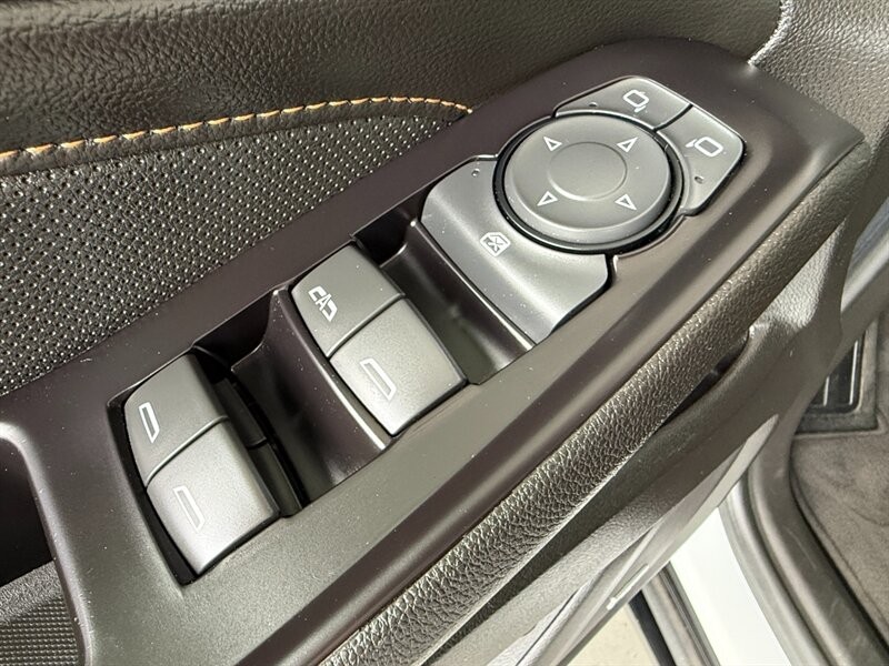 Chevrolet Traverse Vehicle Full-screen Gallery Image 26