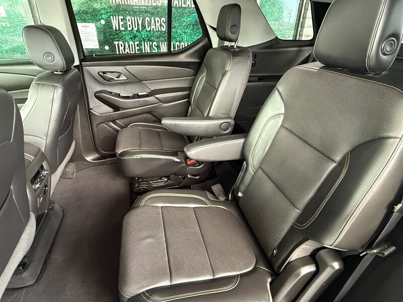 Chevrolet Traverse Vehicle Full-screen Gallery Image 30