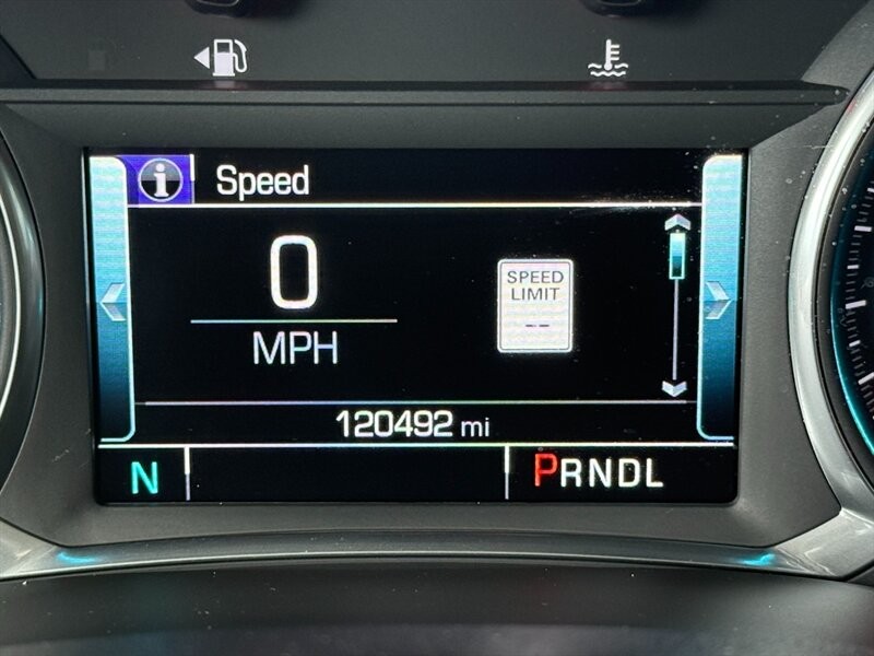 Chevrolet Traverse Vehicle Full-screen Gallery Image 36