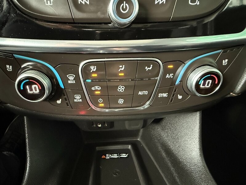 Chevrolet Traverse Vehicle Full-screen Gallery Image 40