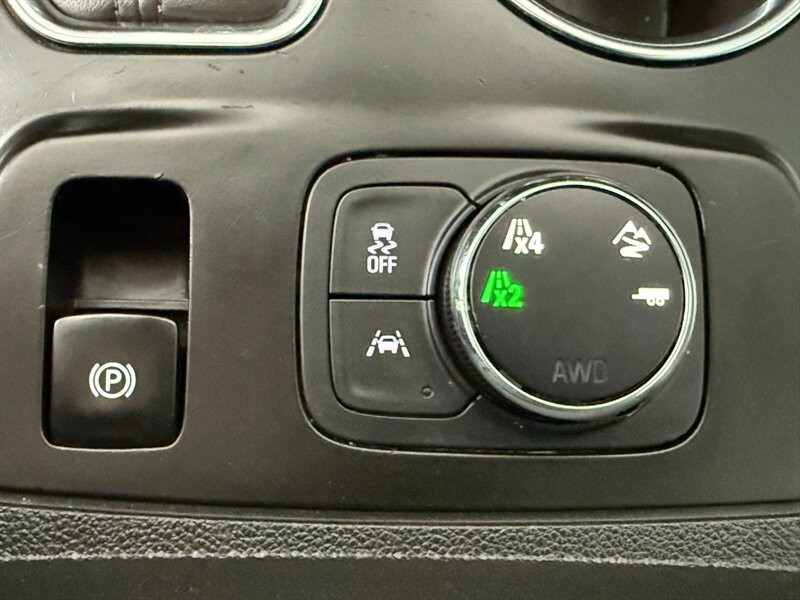 Chevrolet Traverse Vehicle Full-screen Gallery Image 43