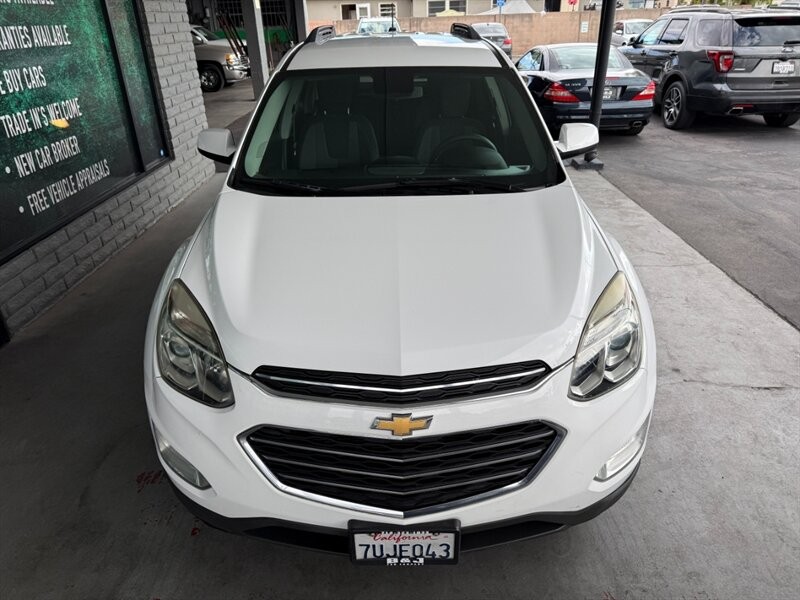 Chevrolet Equinox Vehicle Full-screen Gallery Image 13