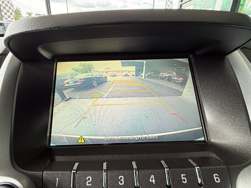 Chevrolet Equinox Vehicle Full-screen Gallery Image 30